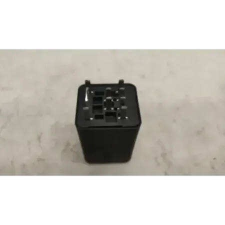 Relais volkswagen golf 5 v