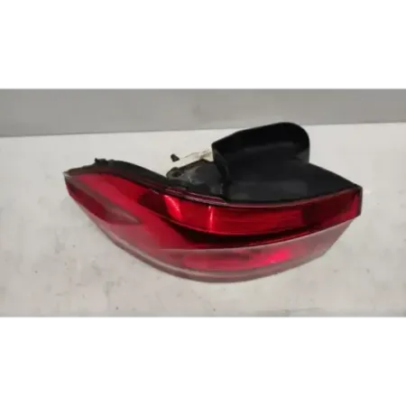Feu arriere droit volkswagen touran 5t iii