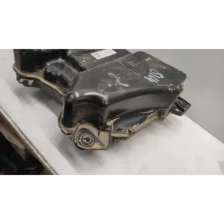 Reservoir adblue volkswagen touran 5t iii