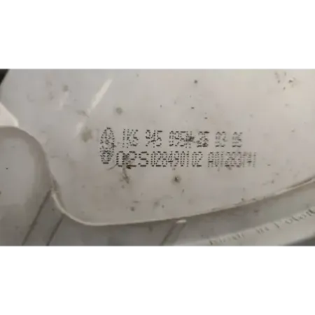 Feu arriere gauche volkswagen golf 5 v