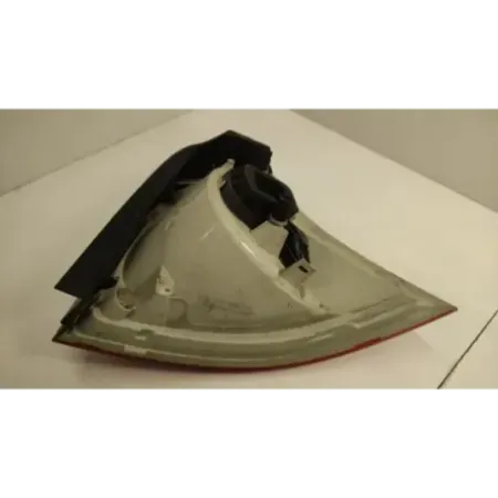 Feu arriere gauche volkswagen golf 5 v