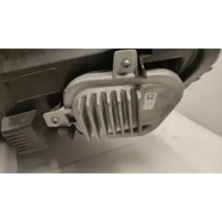 Phare gauche bmw x1 f48