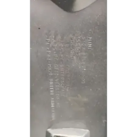 Becquet malle hayon coffre mini r56