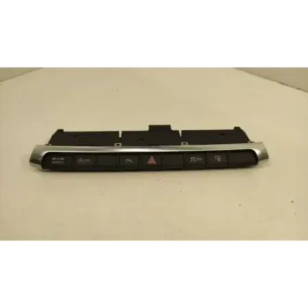 Bouton de warning audi a3 8v