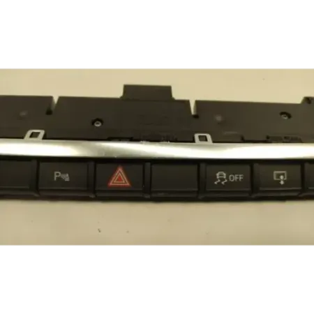 Bouton de warning audi a3 8v
