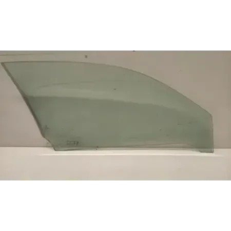 Glace porte avant gauche bmw serie 3 e46