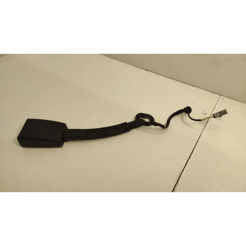 Pretensionneur avant droit volkswagen golf 7 vii