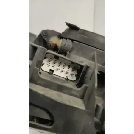 Phare droit volkswagen touareg 7l i