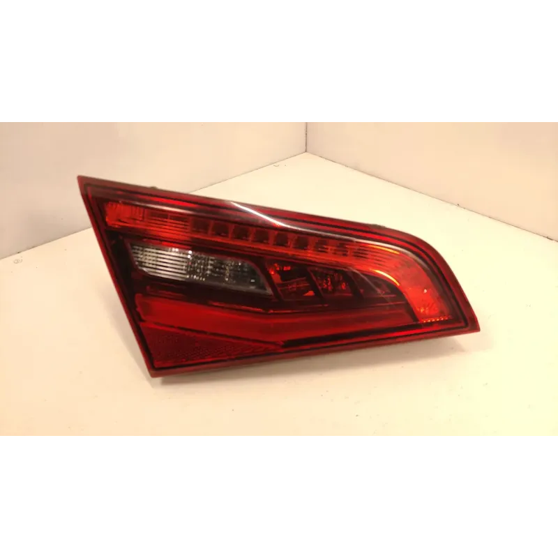 Feu arriere interieur gauche audi a3 8v