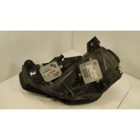 Phare droit audi a3 8v