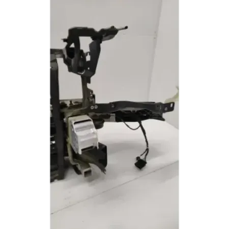 Armature avant bmw serie 6 g32 gt