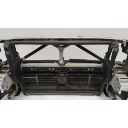 Armature avant bmw serie 6 g32 gt