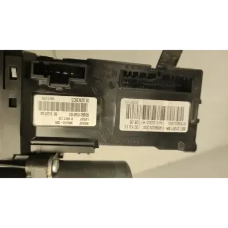 Moteur leve-glace avant gauche renault scenic 3