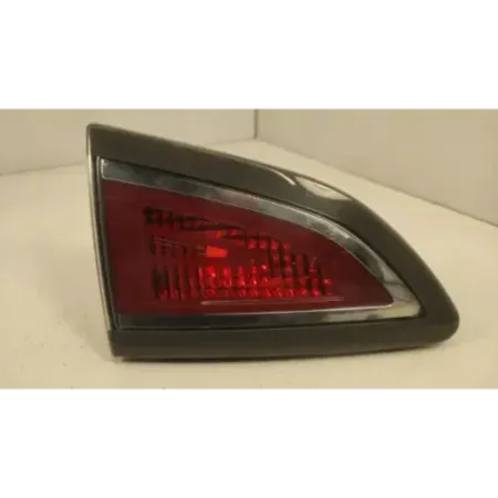 Feu arriere interieur gauche renault scenic 3