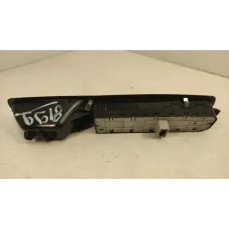 Commande leve-glace porte avant gauche renault scenic 3