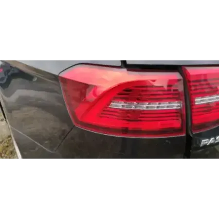 Feu arriere gauche volkswagen passat 36 b7