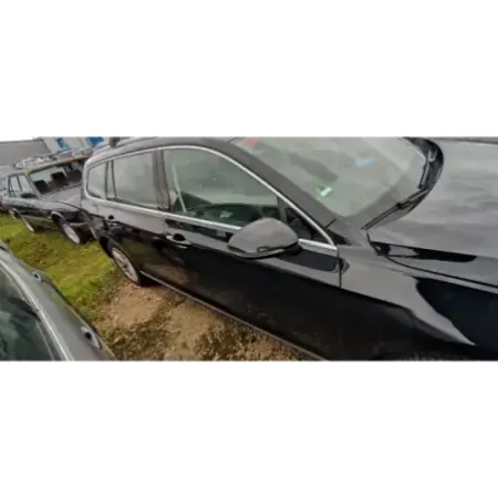 Porte avant droite volkswagen passat 36 b7