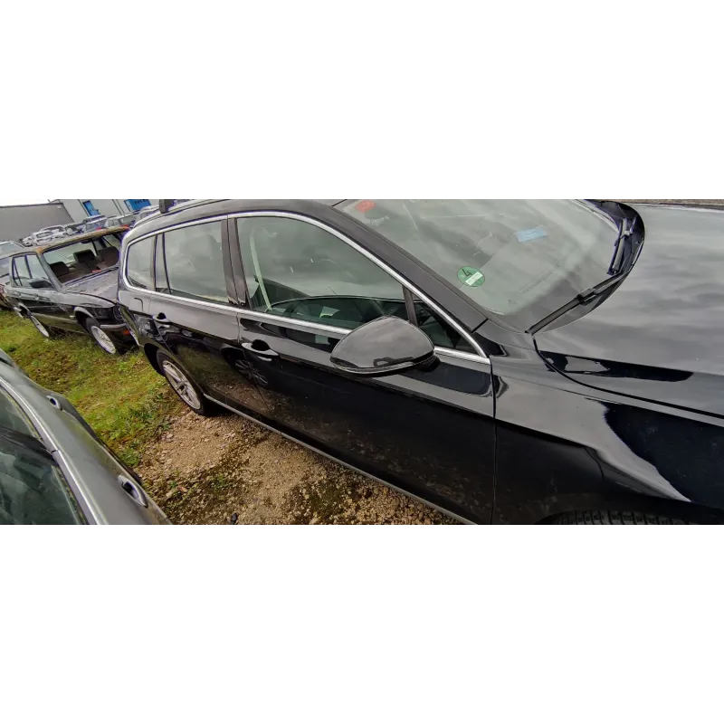 Porte avant droite volkswagen passat 36 b7
