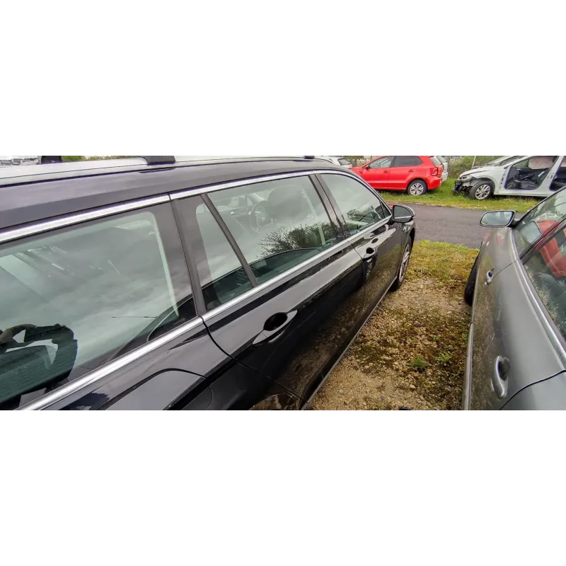 Porte arriere droite volkswagen passat 36 b7
