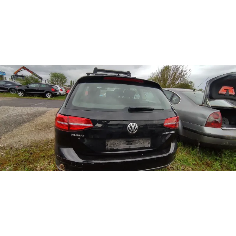 Malle / hayon / coffre volkswagen passat 36 b7
