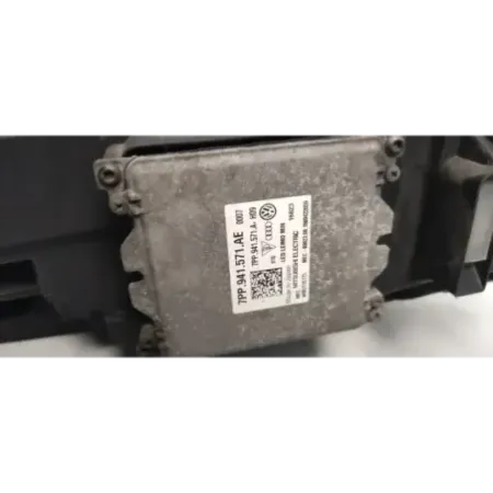 Phare gauche volkswagen passat 36 b7