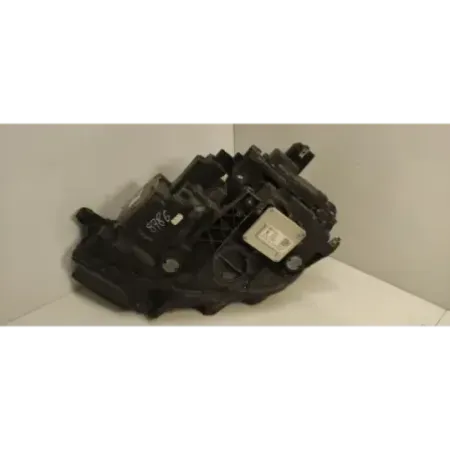 Phare droit volkswagen passat 36 b7