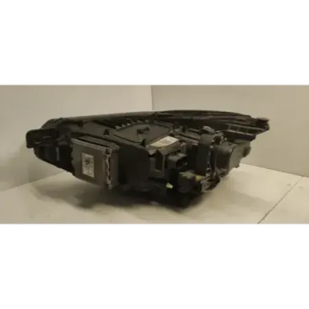 Phare droit volkswagen passat 36 b7