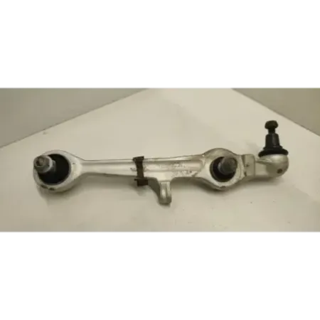 Bras inferieur avant droit audi a4 8d b5