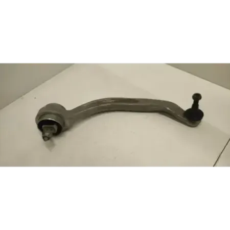 Bras inferieur avant droit audi a4 8d b5