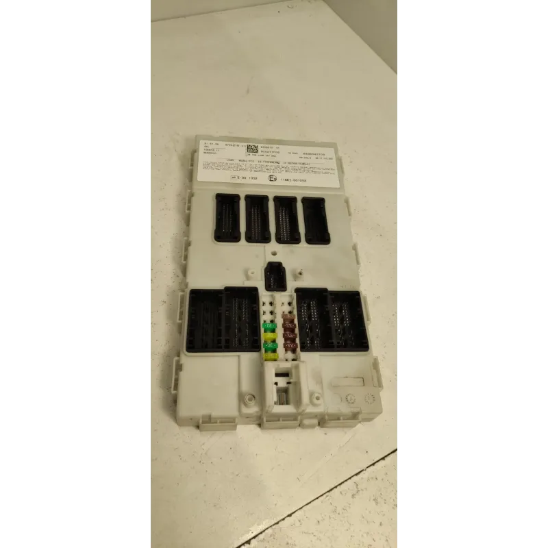 Boite a fusibles bmw serie 1 f20/f21