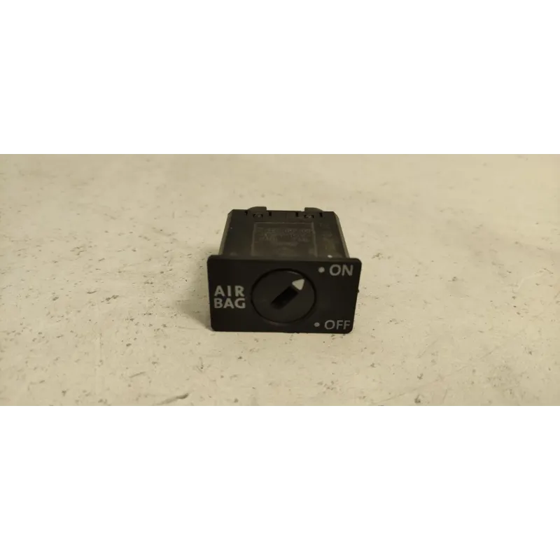 Bouton air bag volkswagen golf 5 v