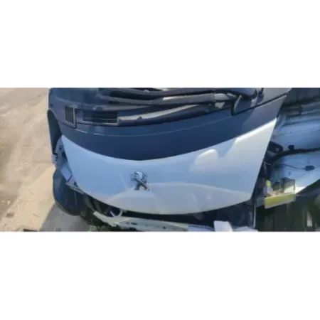 Capot peugeot ion