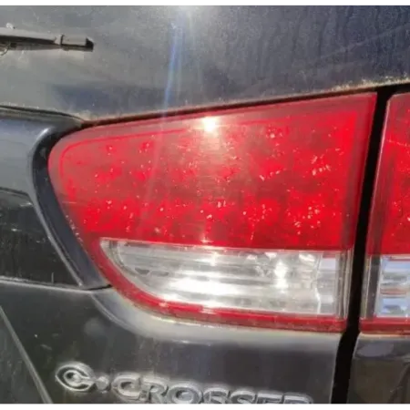 Feu arriere interieur droit citroen c-crosser