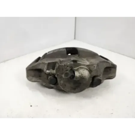 Etrier de frein avant droit bmw serie 5 e60/e61