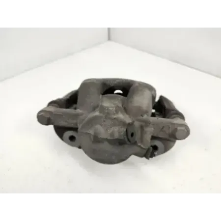 Etrier de frein avant gauche bmw serie 1 e87/e81