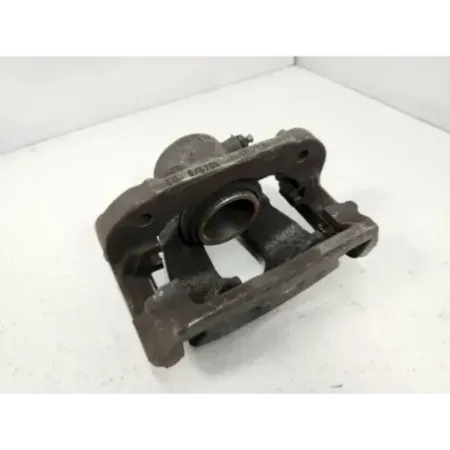 Etrier de frein avant gauche bmw serie 1 e87/e81