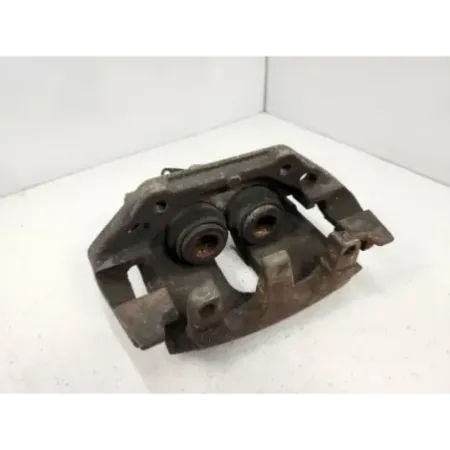 Etrier de frein avant droit bmw serie 7 e38