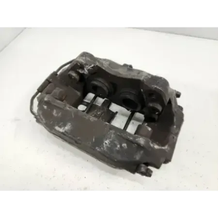 Etrier de frein avant gauche bmw serie 7 e38