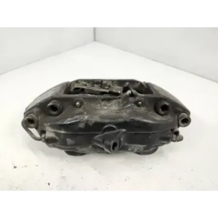 Etrier de frein avant gauche bmw serie 7 e38