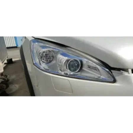 Phare droit peugeot 508
