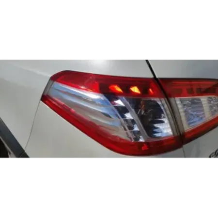 Feu arriere gauche peugeot 508