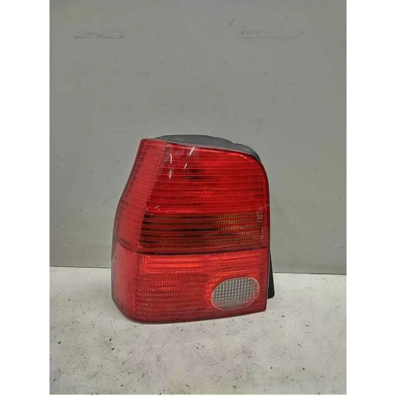 Feu arriere gauche volkswagen lupo