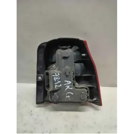 Feu arriere gauche volkswagen lupo