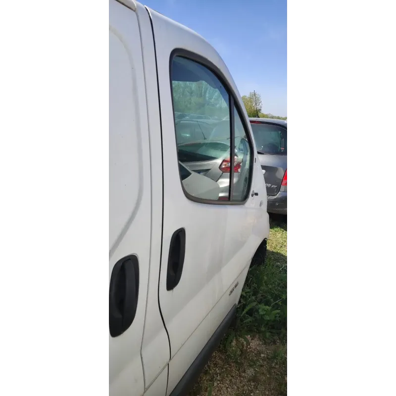 Porte avant droite renault trafic