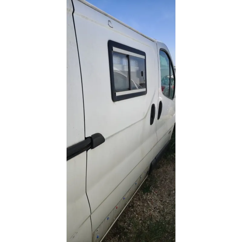 Porte laterale coulissante droite renault trafic