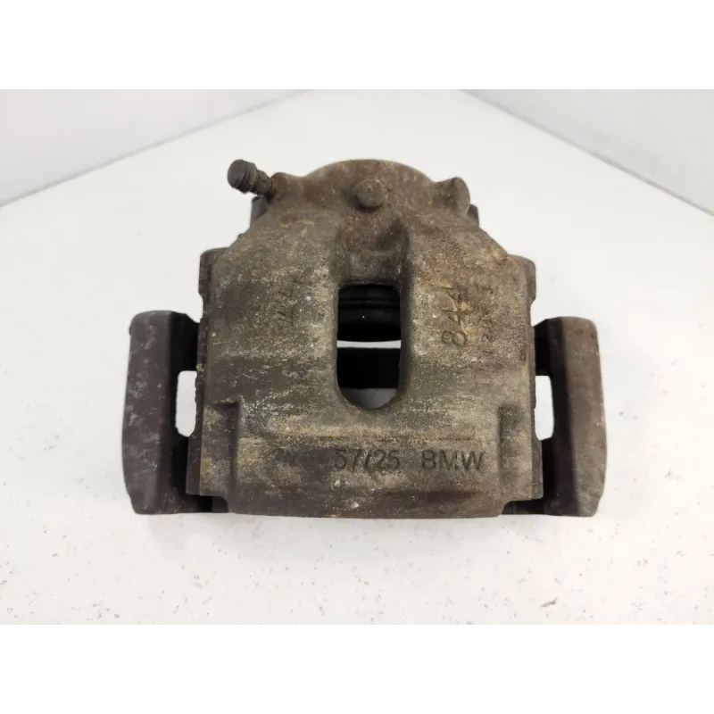 Etrier de frein avant gauche bmw serie 3 e46