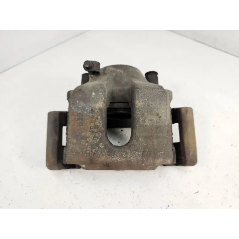 Etrier de frein avant gauche bmw serie 3 e46