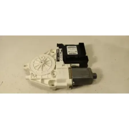 Moteur leve-glace avant droit audi a3 8p