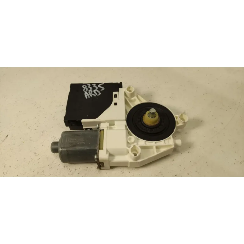 Moteur leve-glace arriere droit audi a3 8p