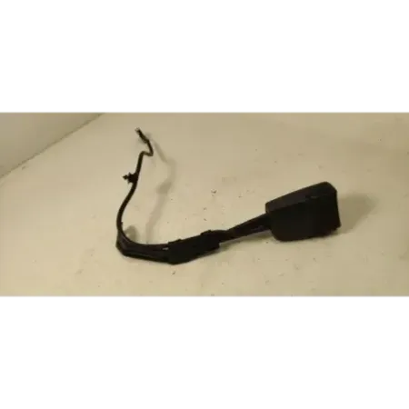 Pretensionneur avant droit audi a3 8p